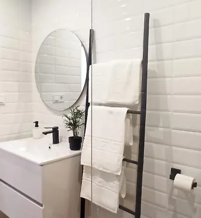 Limerencia: Tu Hogar En Este Blanco Pueblo Frigiliana Esterno foto