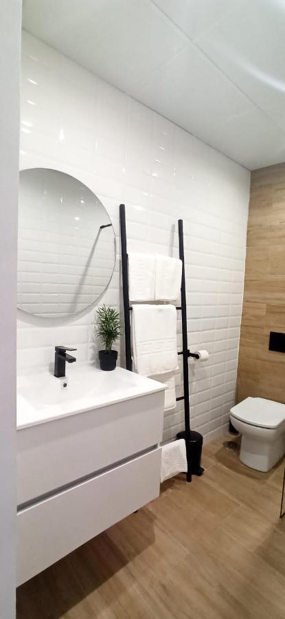 Limerencia: Tu Hogar En Blanco Pueblo Apartment *