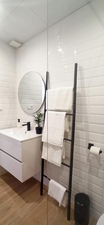 Appartamento Limerencia: Tu Hogar En Blanco Pueblo *